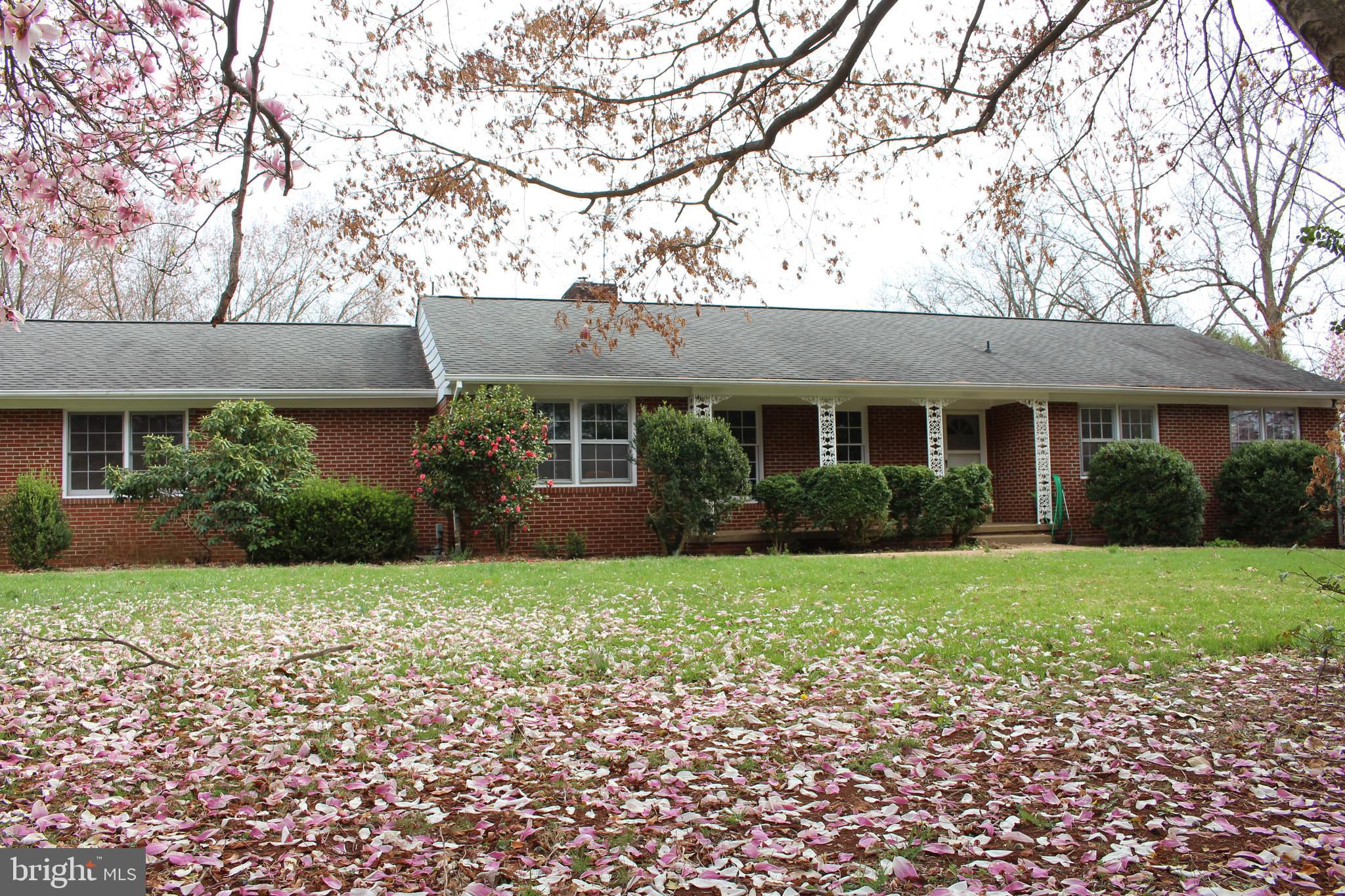 BUCK RUN ESTATES - Residential