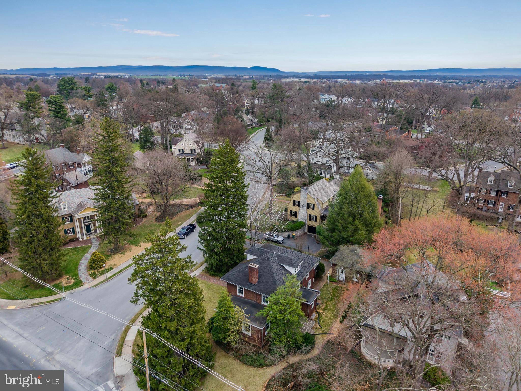 CHAMBERSBURG NORTH END - Residential