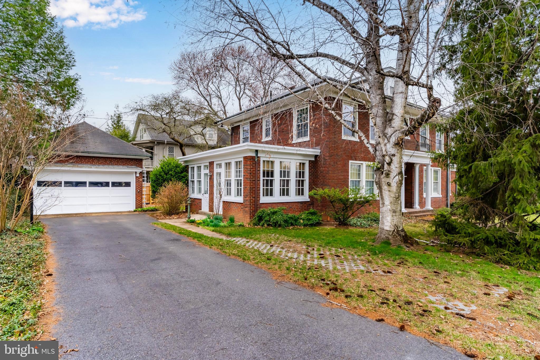 CHAMBERSBURG NORTH END - Residential