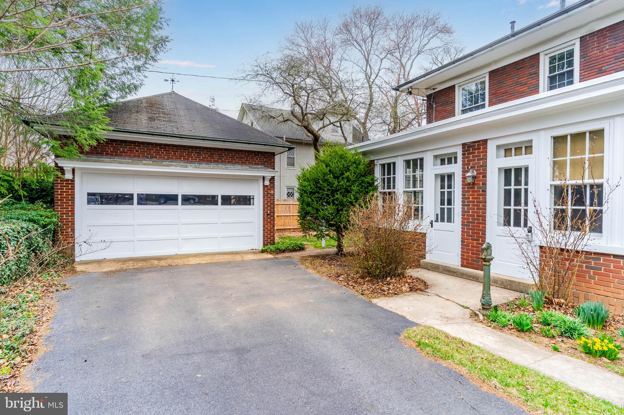 CHAMBERSBURG NORTH END - Residential