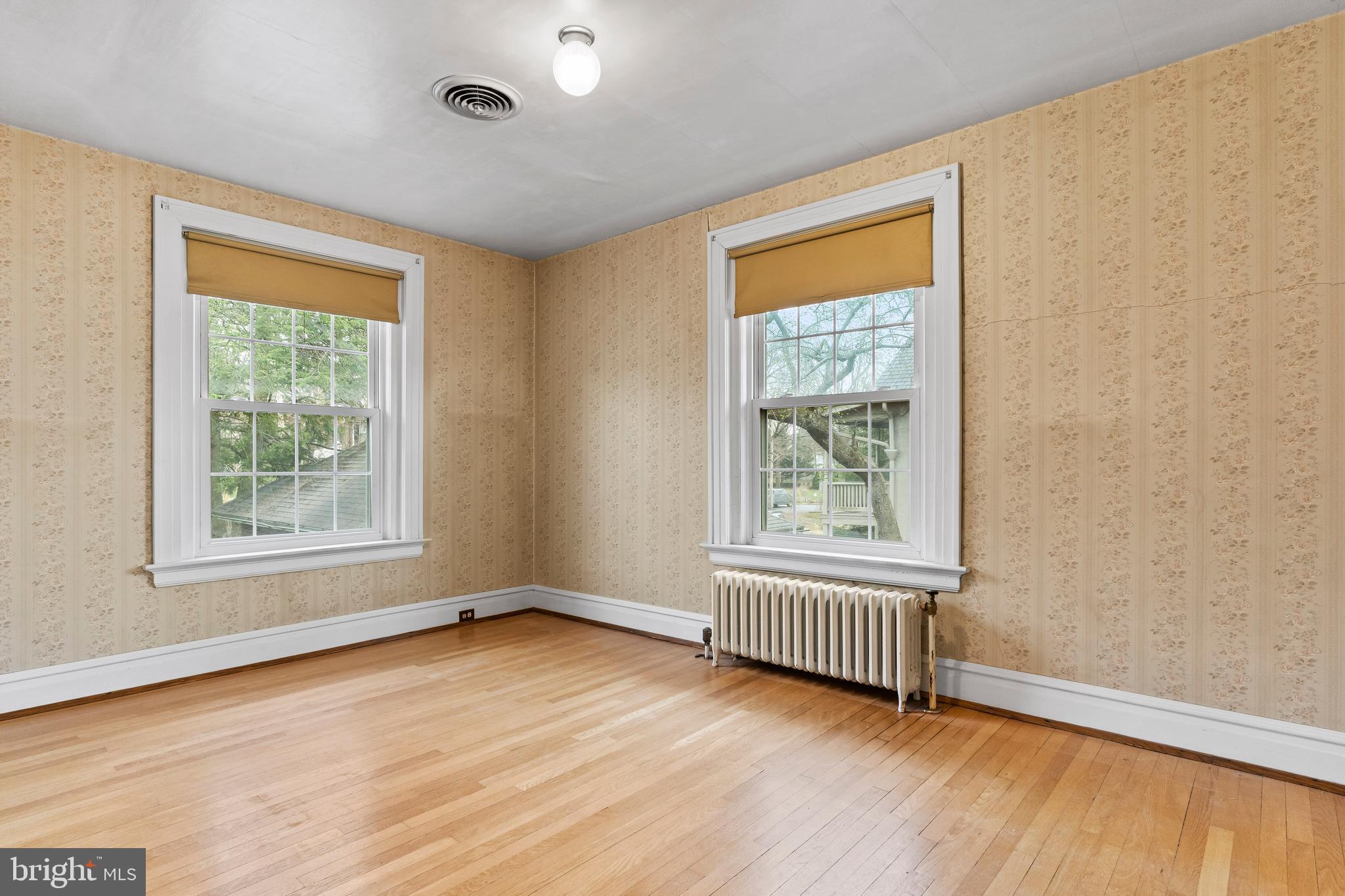 CHAMBERSBURG NORTH END - Residential