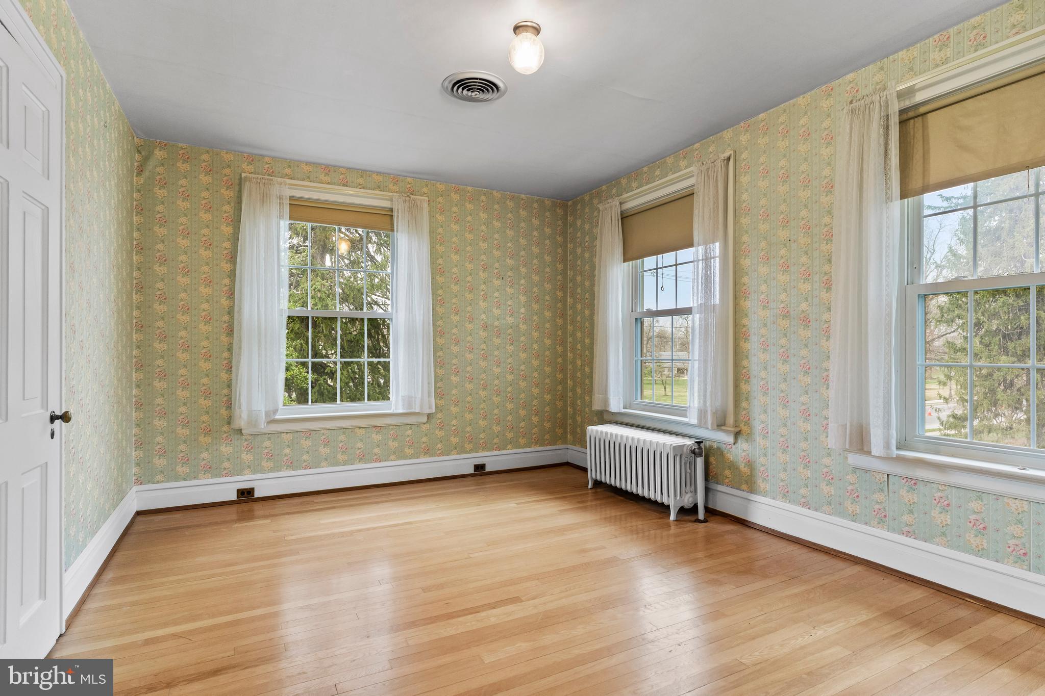 CHAMBERSBURG NORTH END - Residential