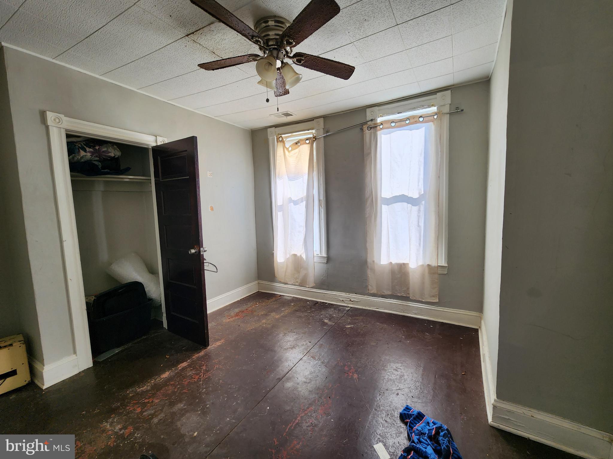 WESTPORT - Residential