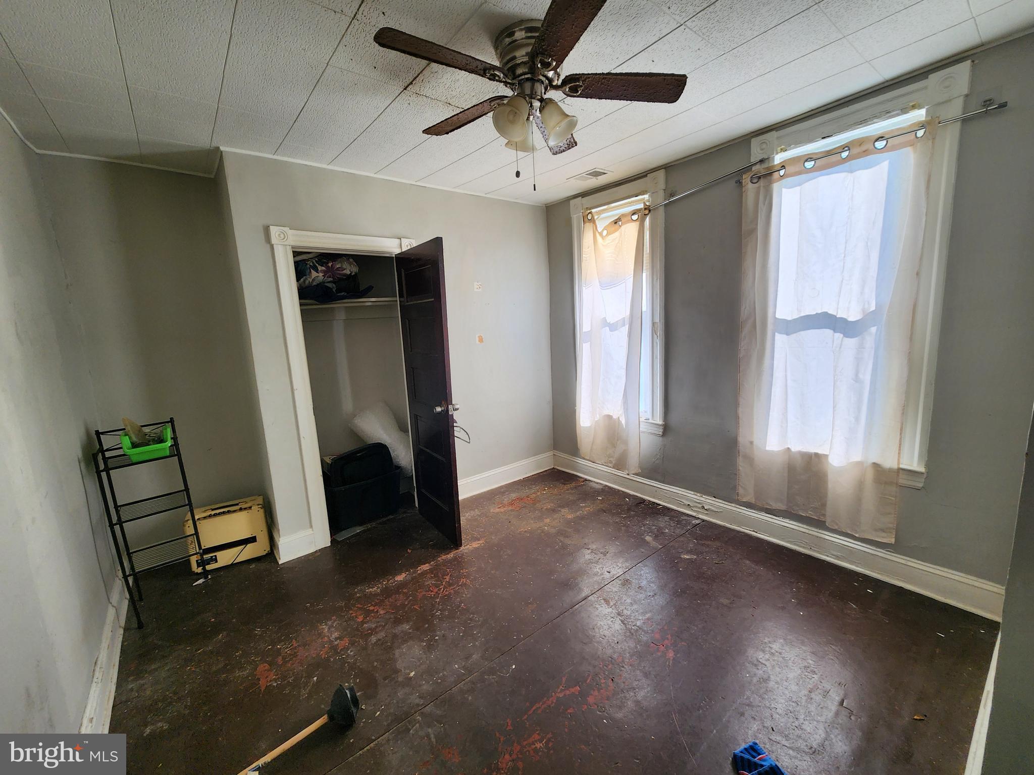 WESTPORT - Residential