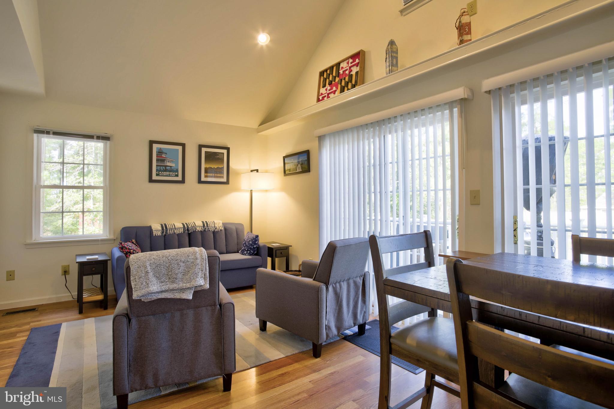 SEABREEZE - Residential