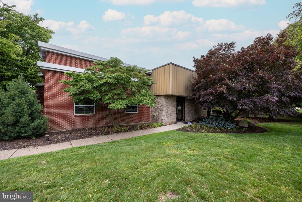 Photo of 99 Newbold Road, FAIRLESS HILLS, PA 19030 (MLS # PABU2098358)