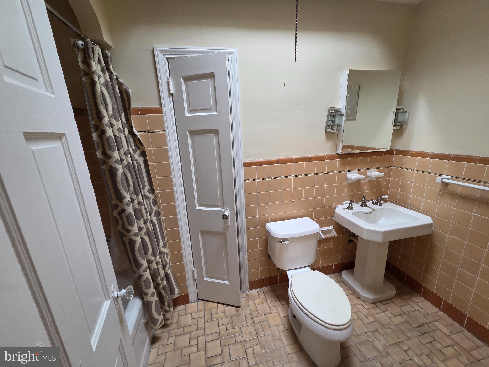 PHILADELPHIA (NORTH) - Residential