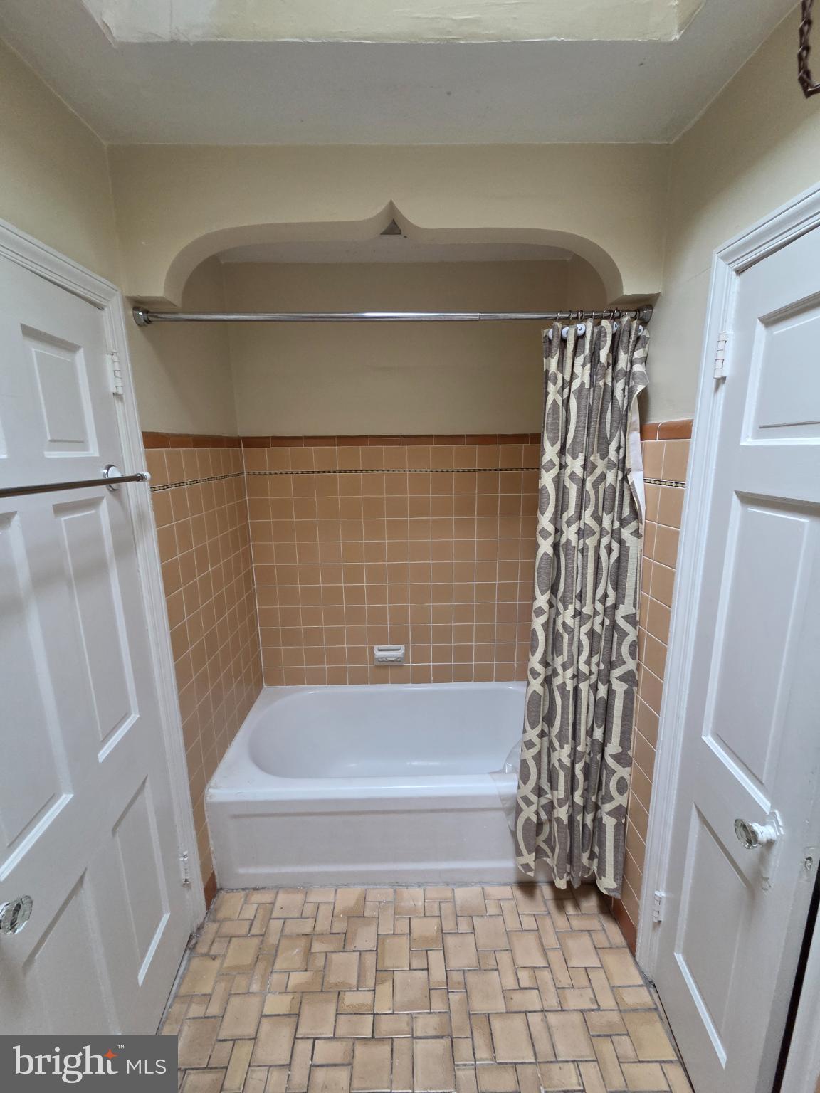 PHILADELPHIA (NORTH) - Residential