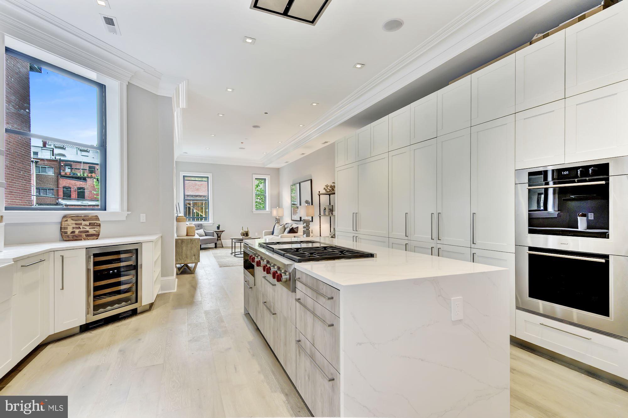 LOGAN CIRCLE - Residential