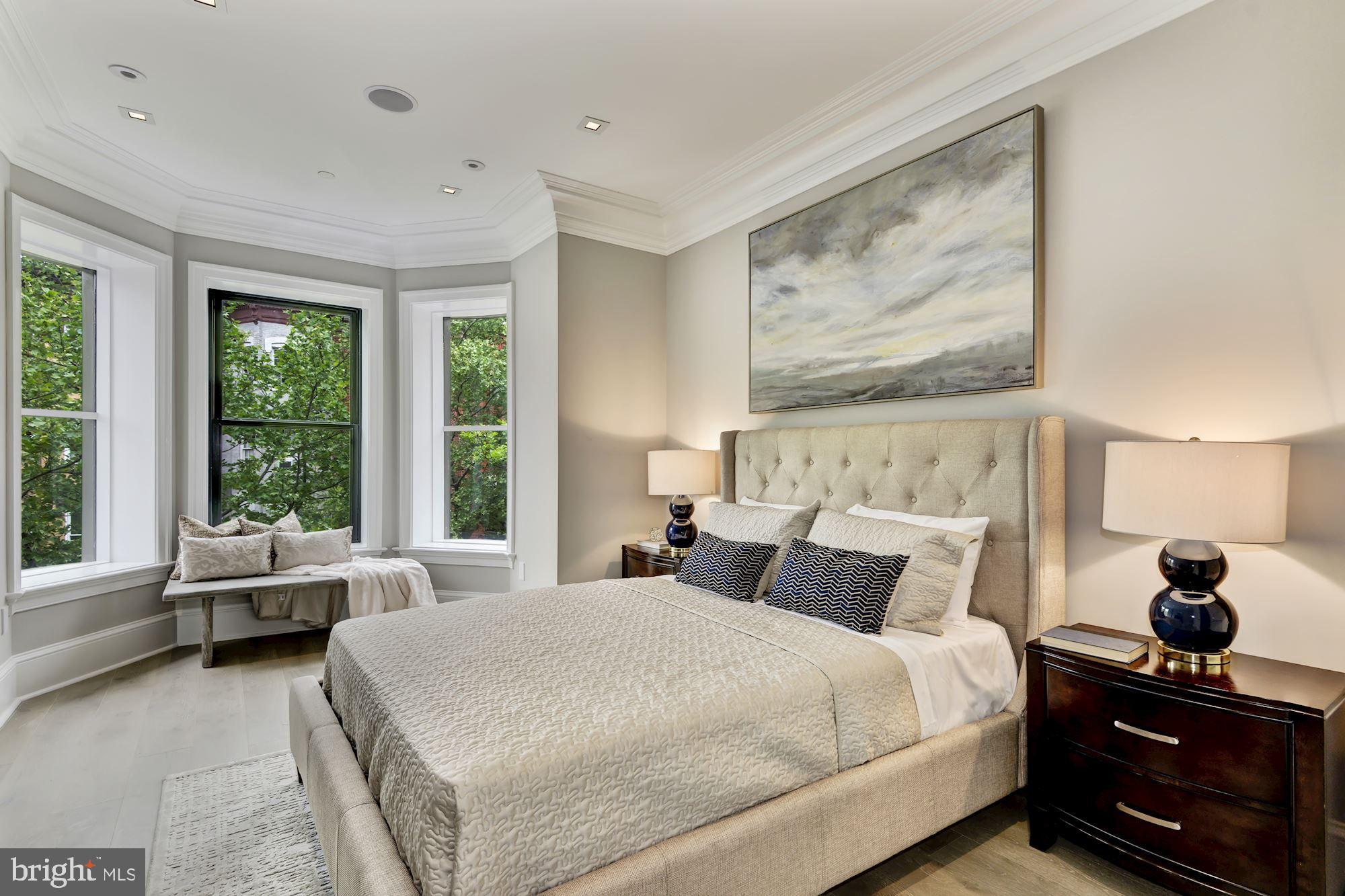 LOGAN CIRCLE - Residential