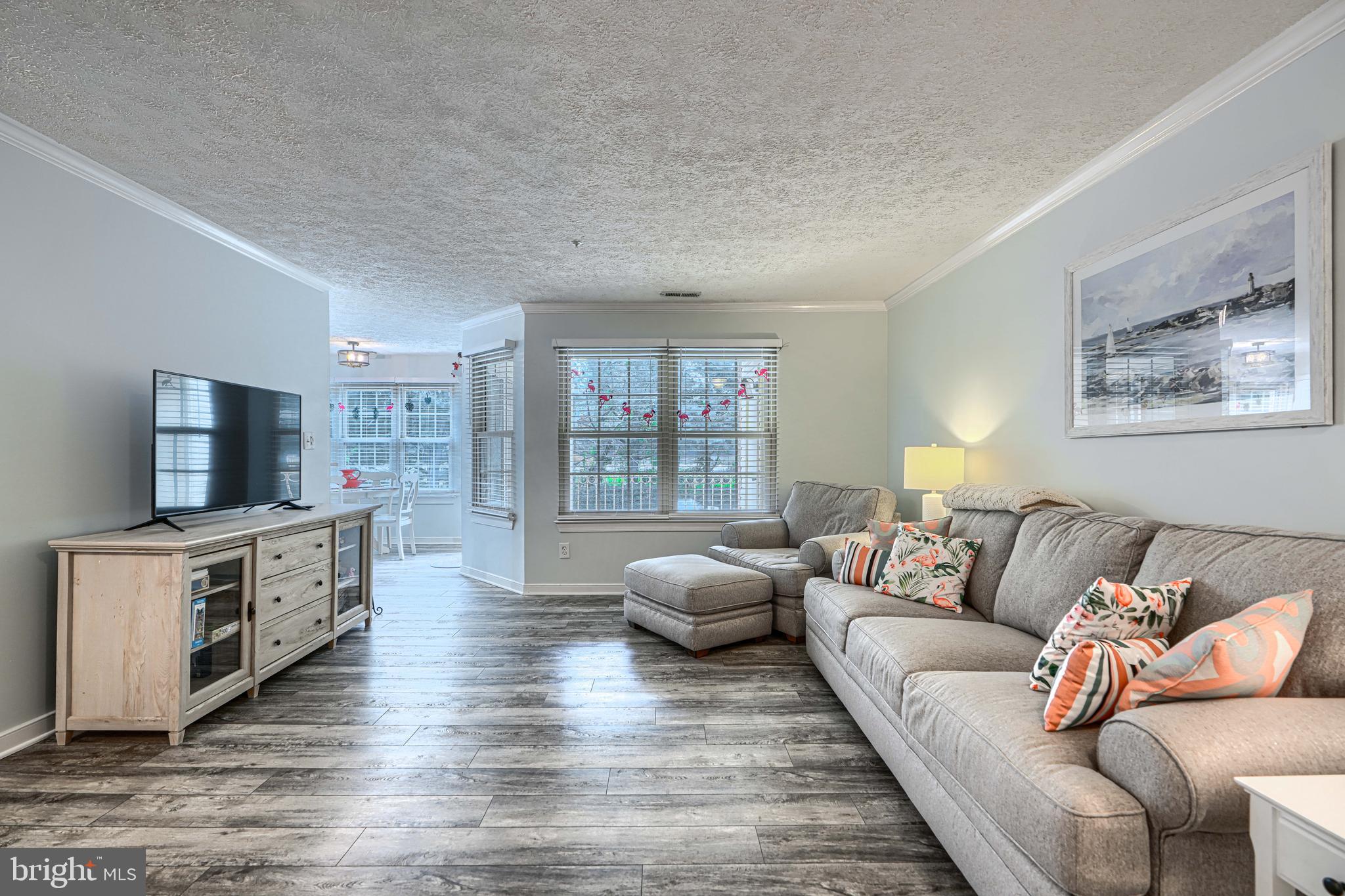 1700 LANDMARK DRIVE 2H