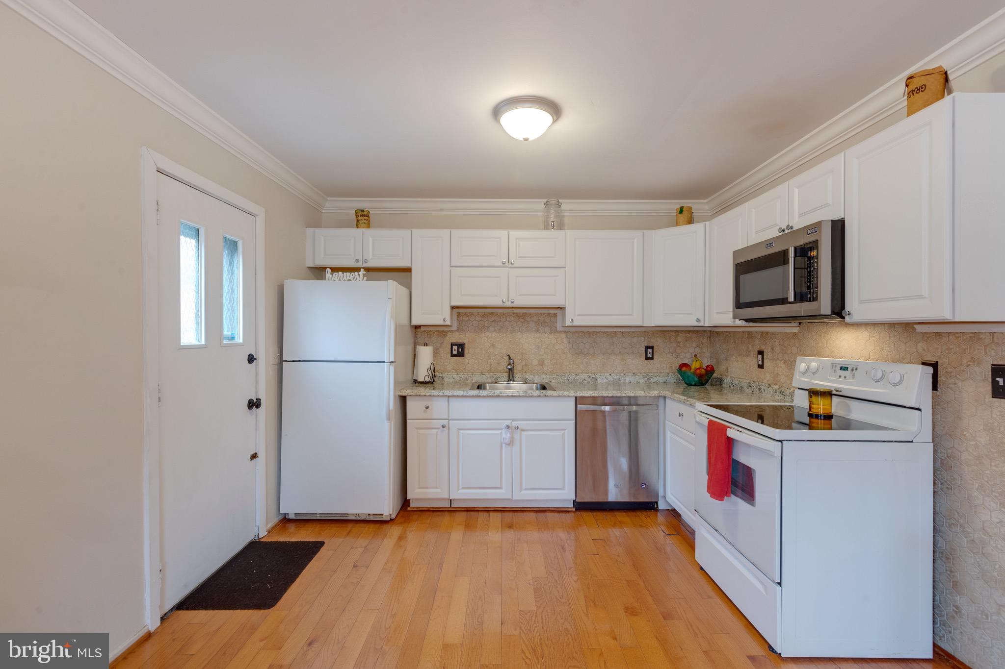 LEEWOOD FOREST - Residential