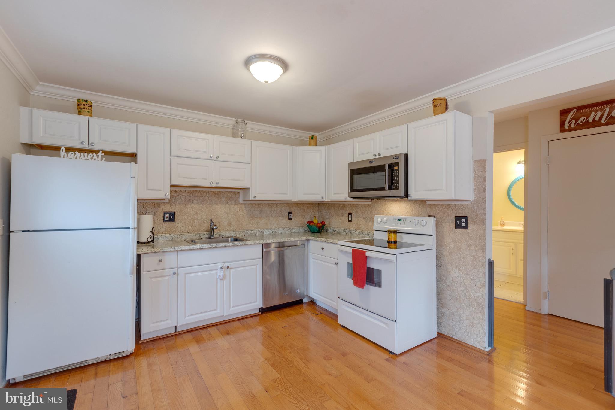 LEEWOOD FOREST - Residential