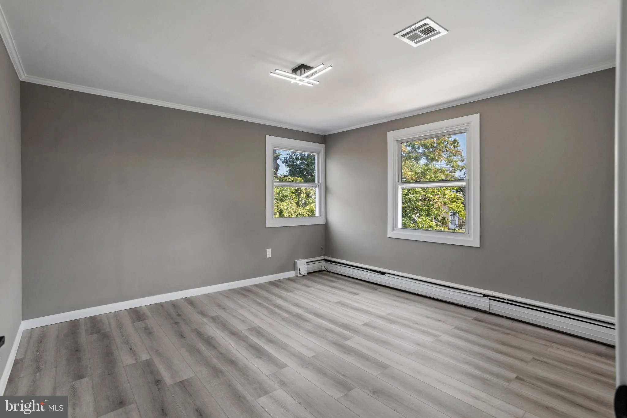 Willingboro, New Jersey 08046, United States, 3 Bedrooms Bedrooms, ,3 BathroomsBathrooms,Residential,Contingent,43909