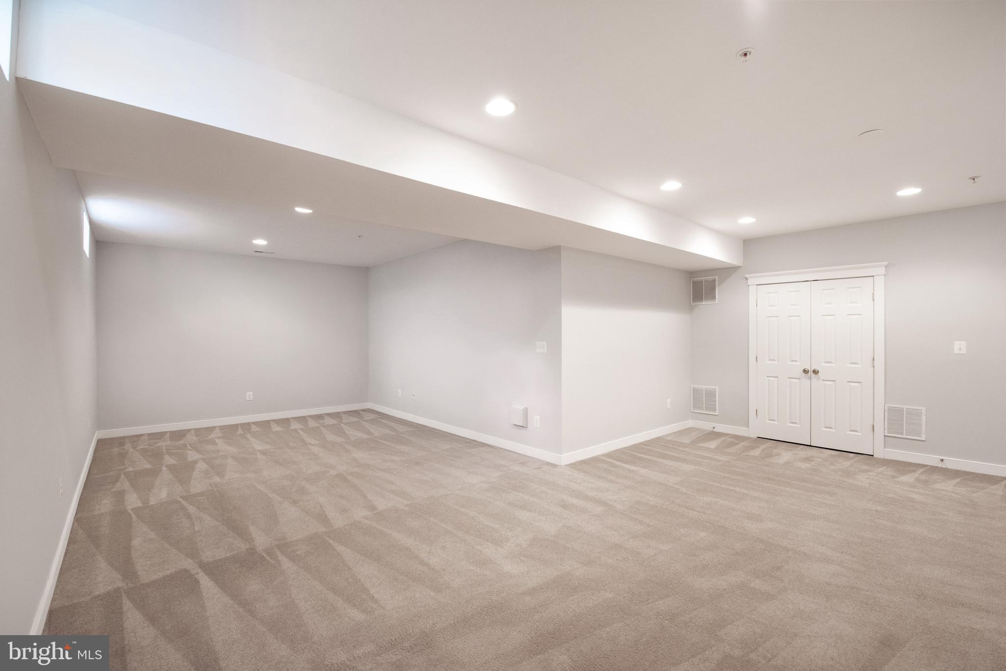 RIVENBURG - Residential