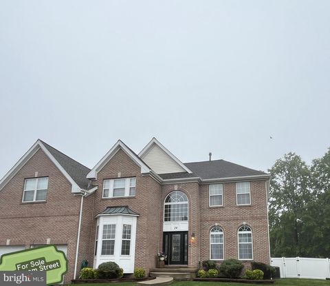 34 GROOM STREET BURLINGTON NJ 08016