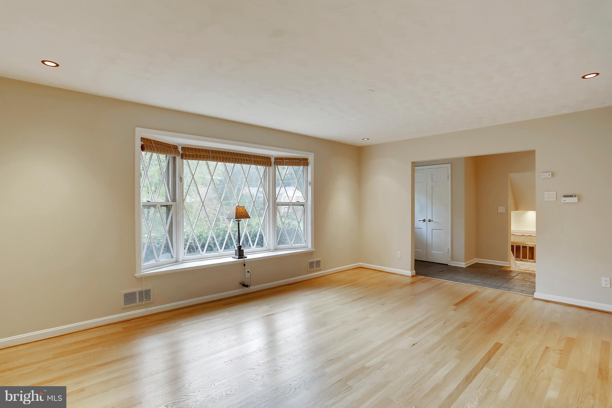 HILLANDALE - Residential