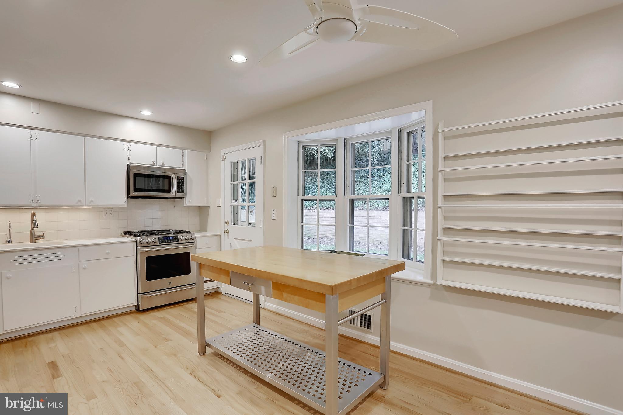 HILLANDALE - Residential