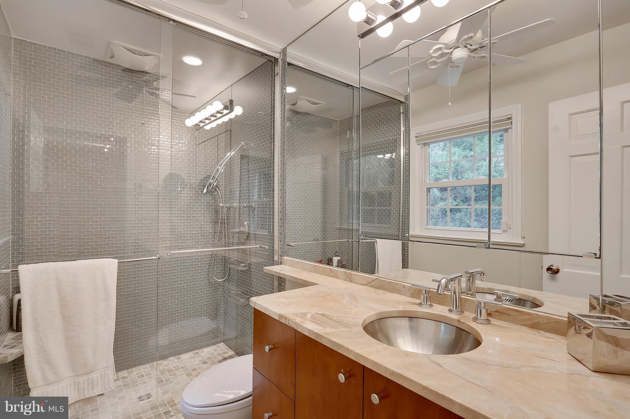 HILLANDALE - Residential