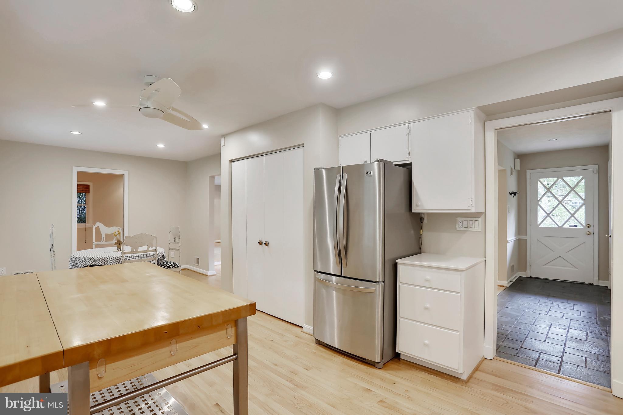 HILLANDALE - Residential