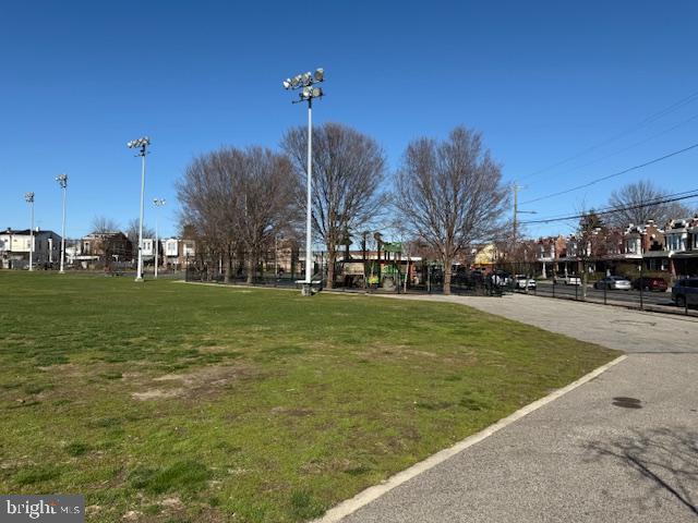 BRIDESBURG - Residential