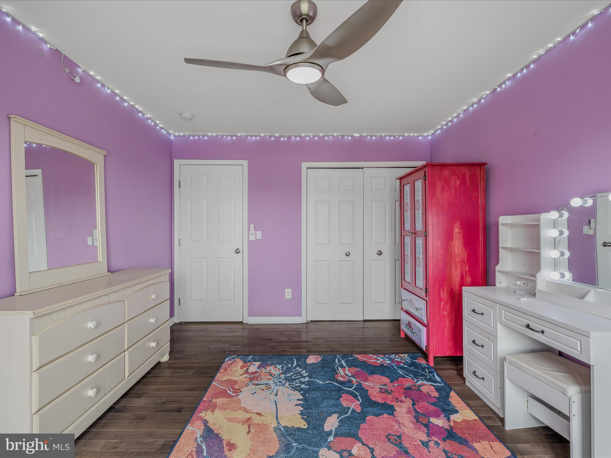 LOCUST HILL - Residential