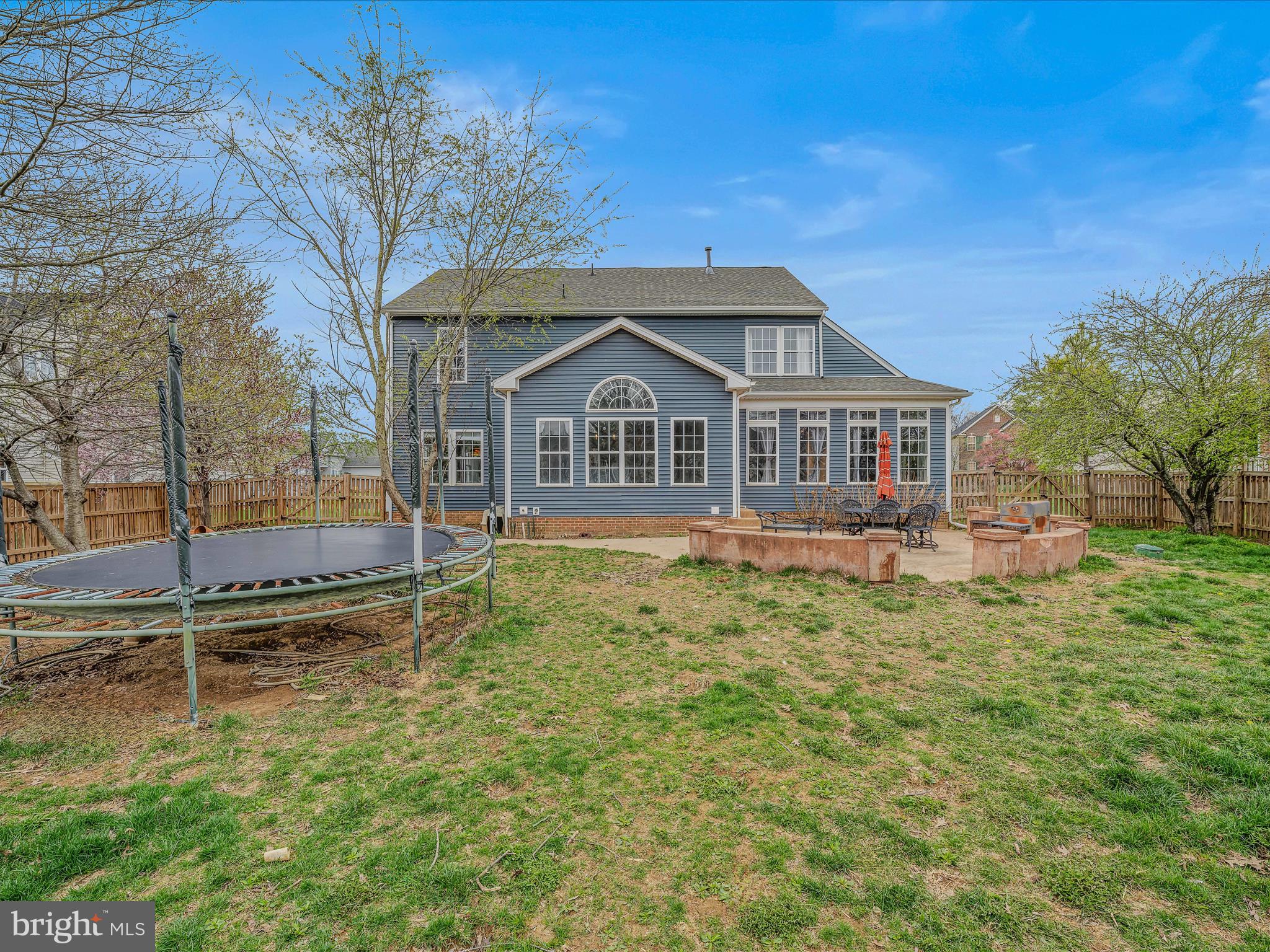 LOCUST HILL - Residential