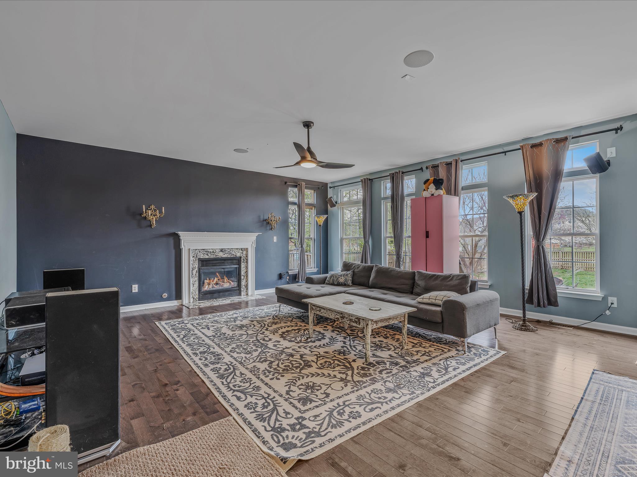 LOCUST HILL - Residential