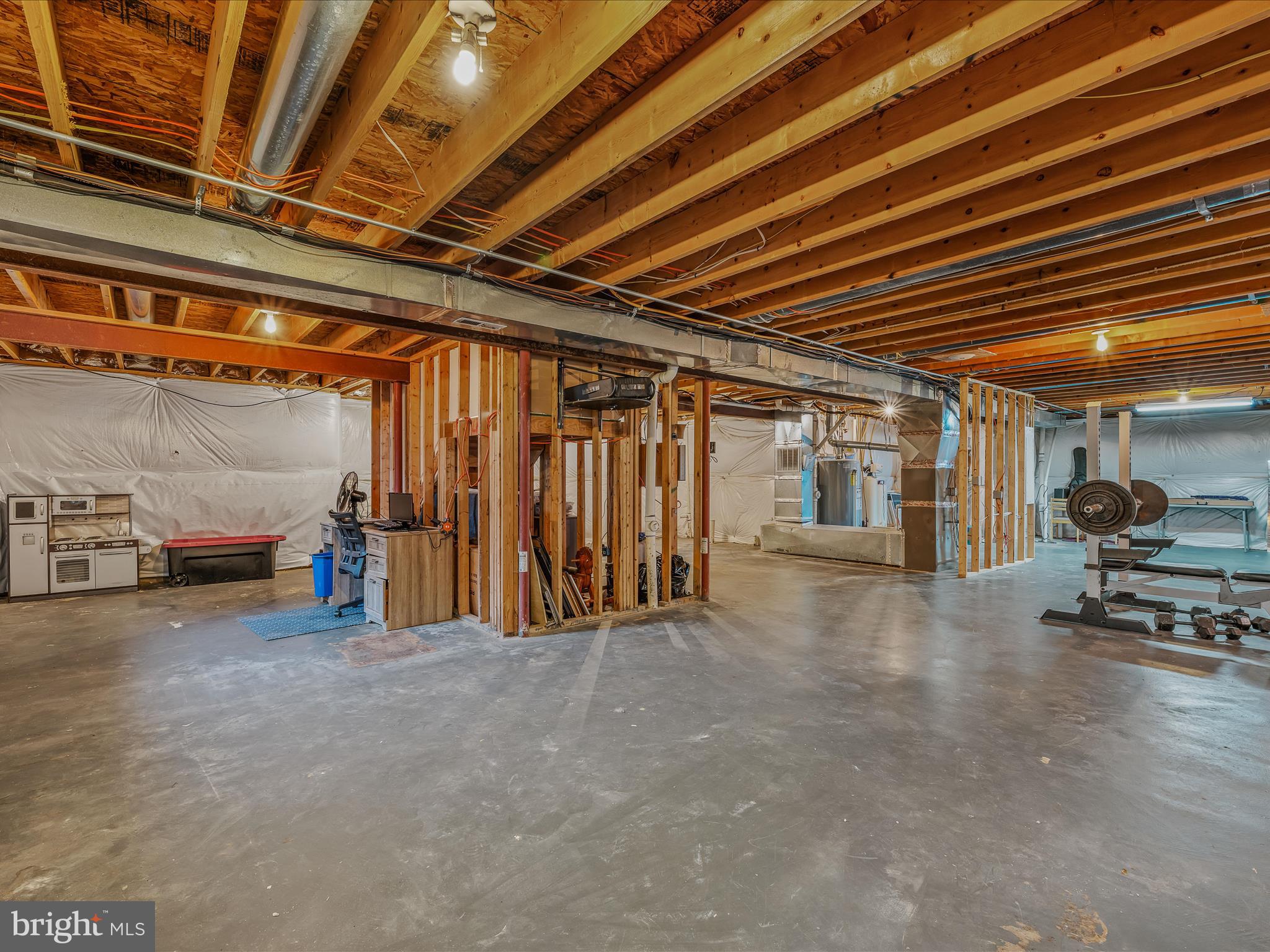 LOCUST HILL - Residential