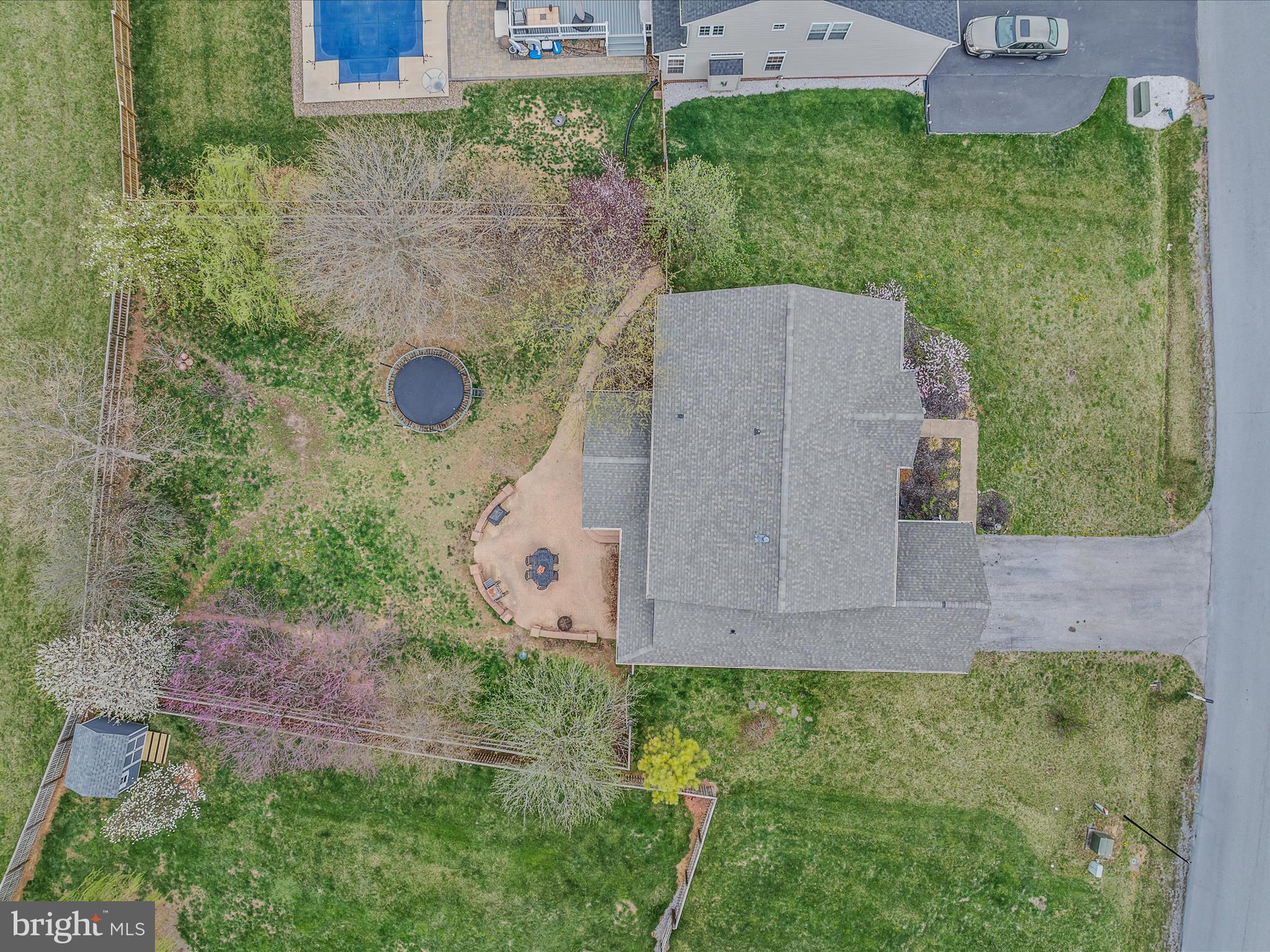 LOCUST HILL - Residential