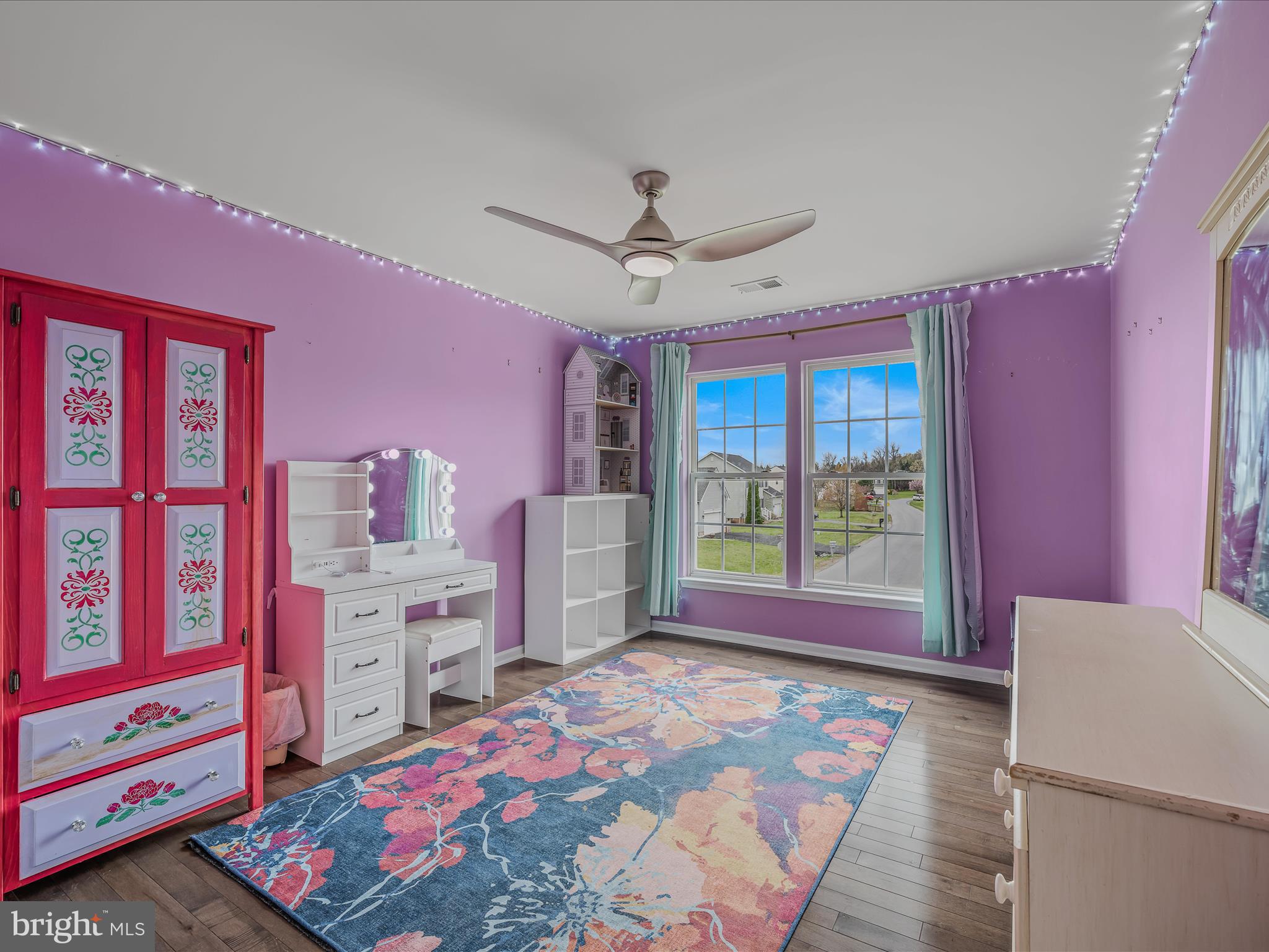 LOCUST HILL - Residential