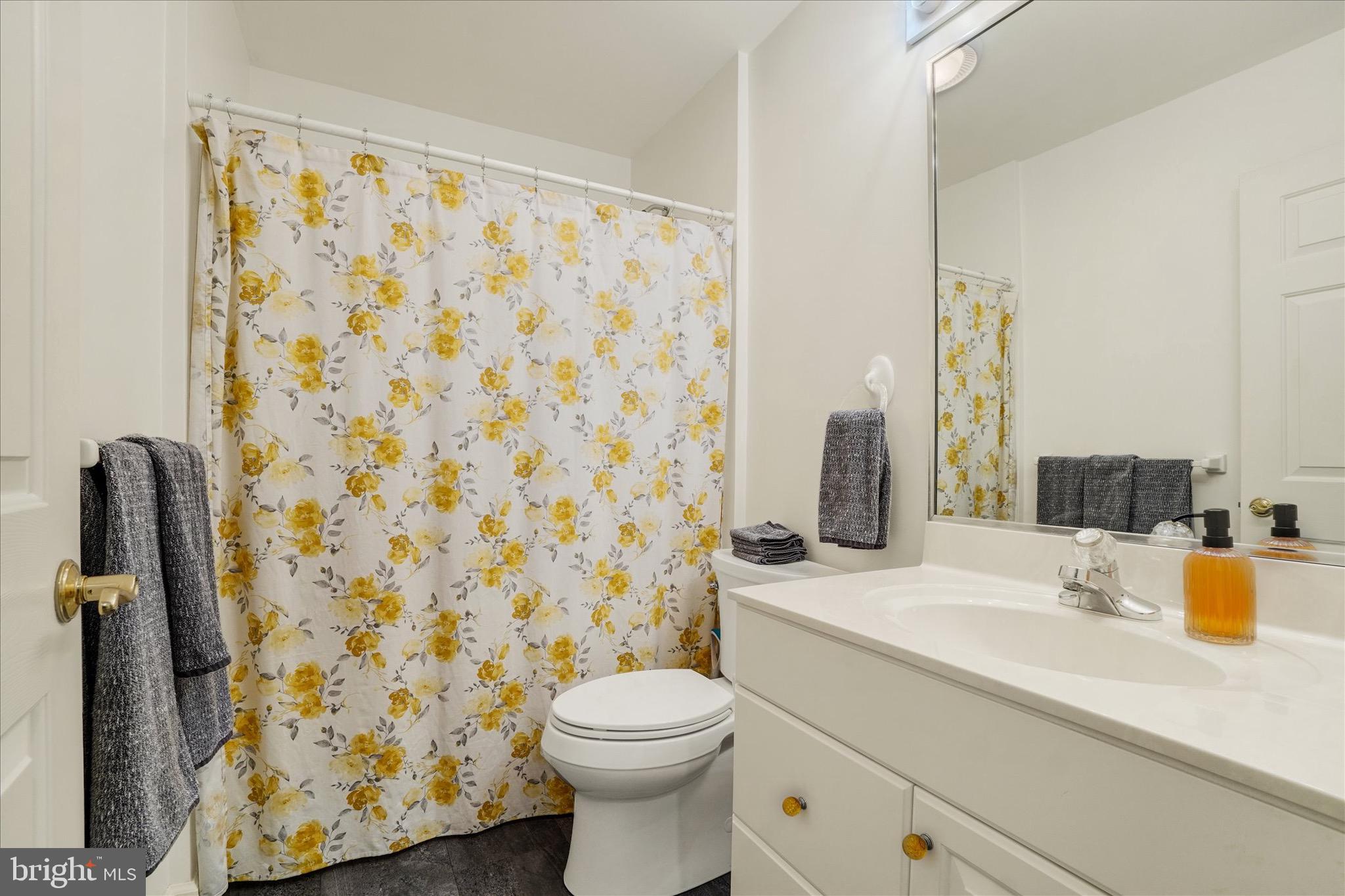 SENTRY WOODS - Residential