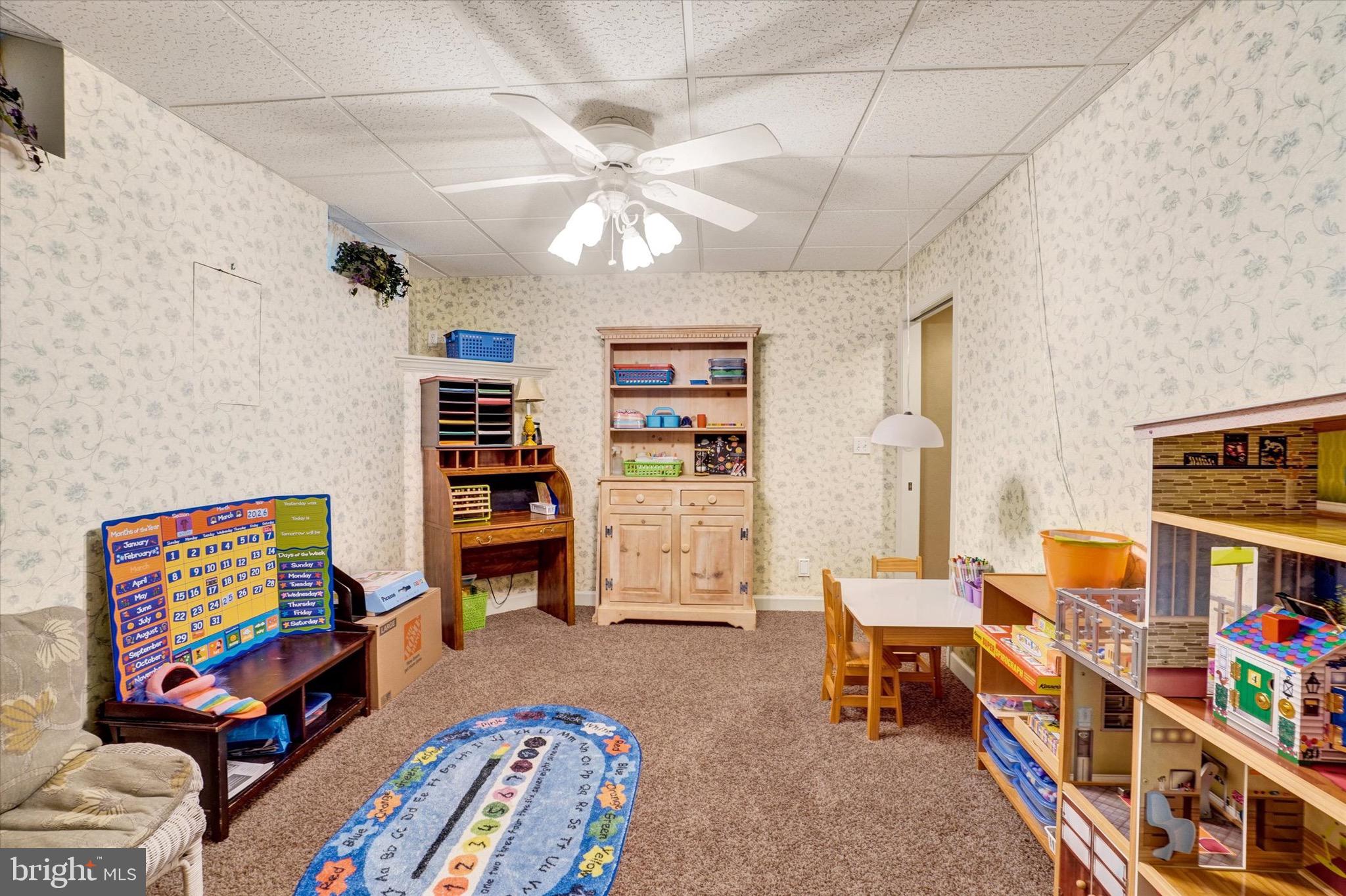 SENTRY WOODS - Residential