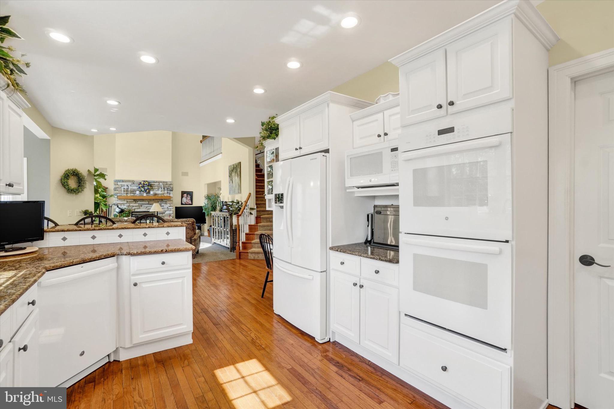 SENTRY WOODS - Residential