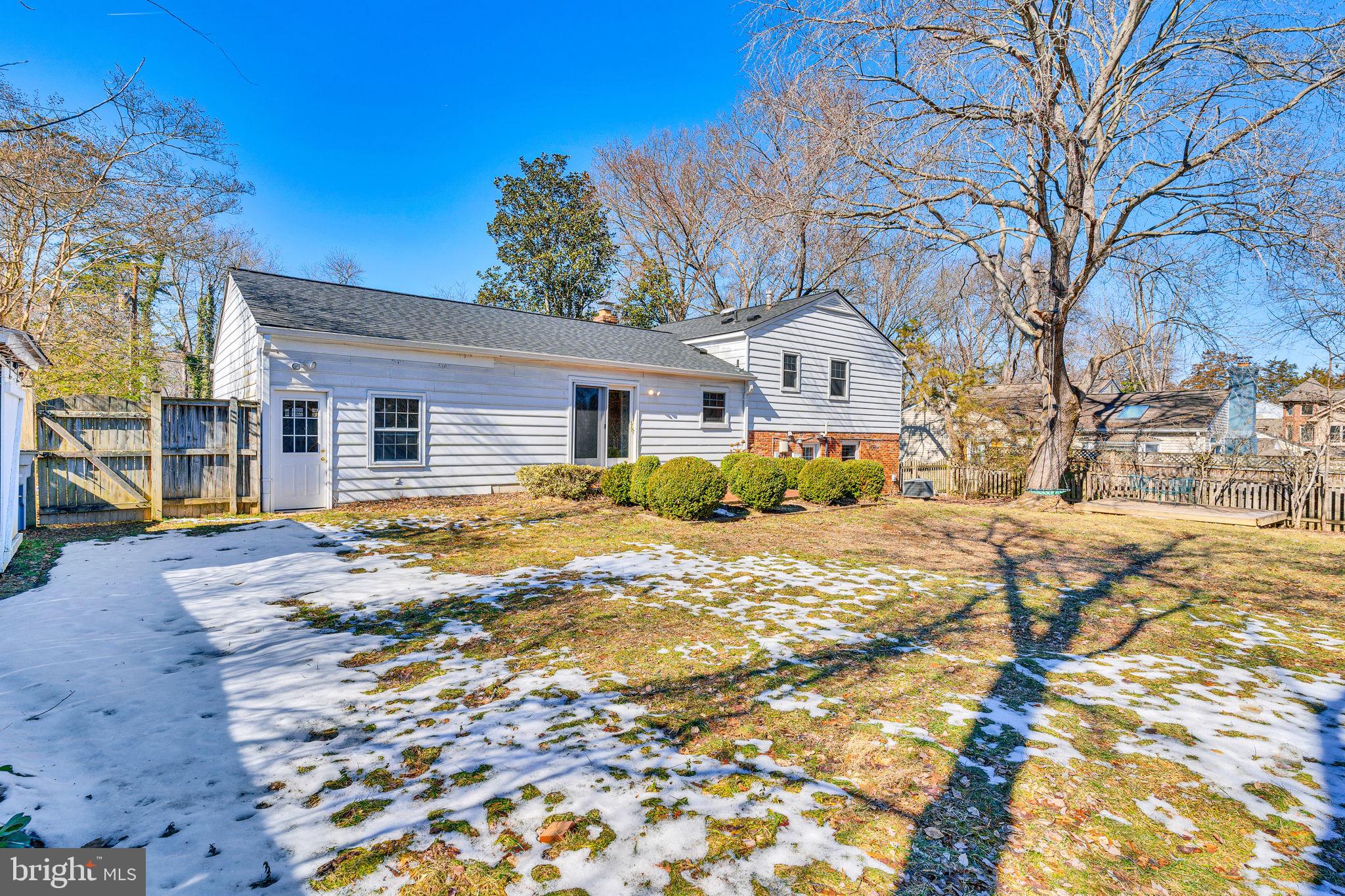 PLYMOUTH HAVEN - Residential Lease