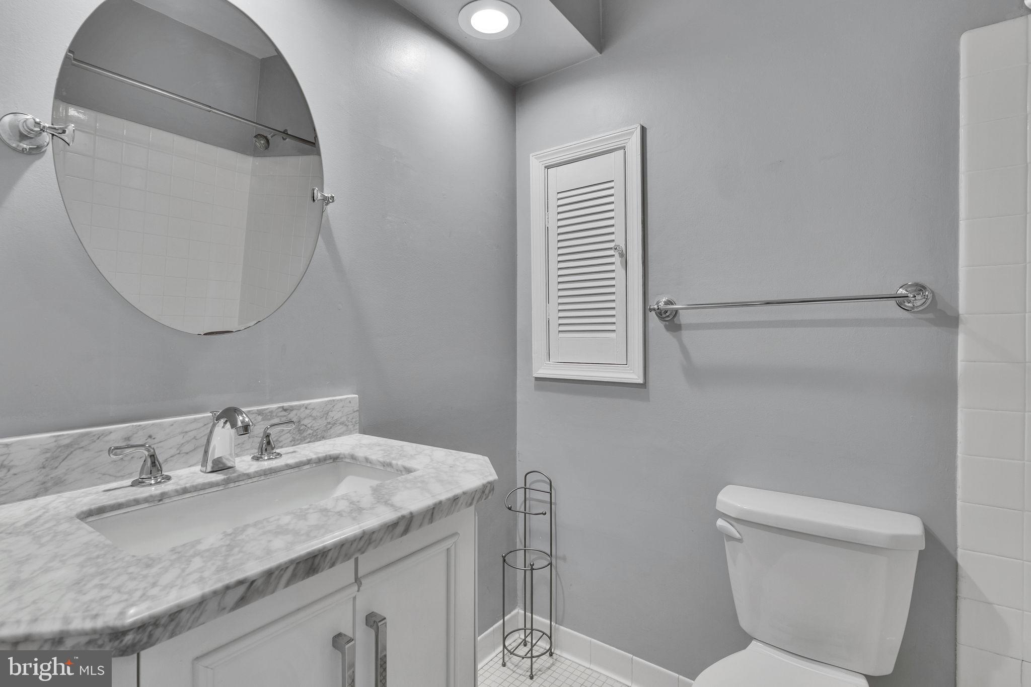 PLYMOUTH HAVEN - Residential Lease