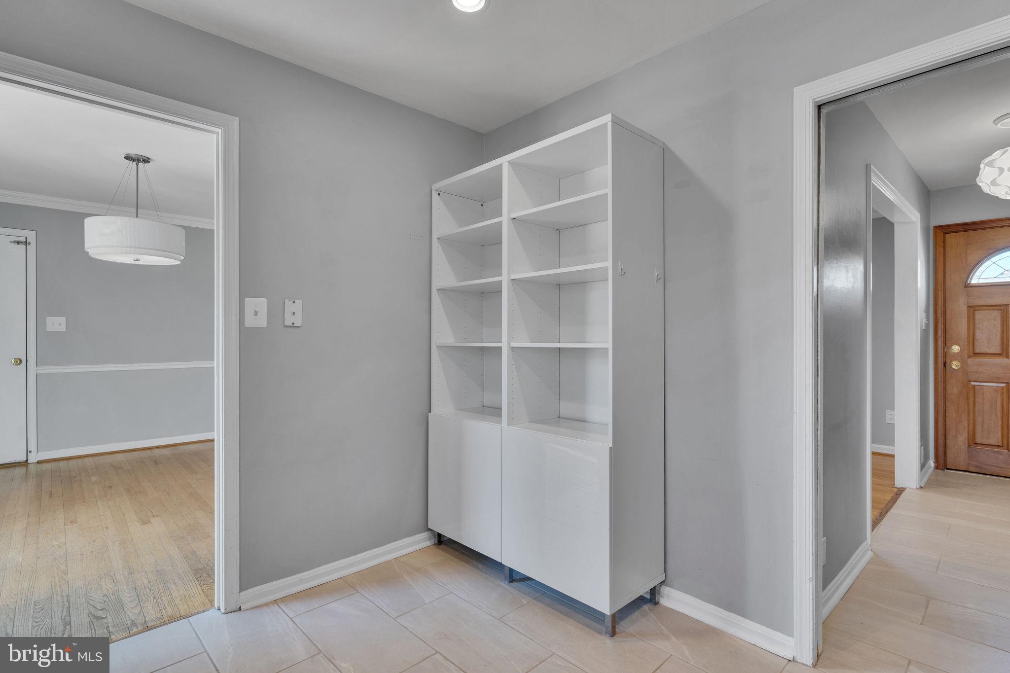 PLYMOUTH HAVEN - Residential Lease