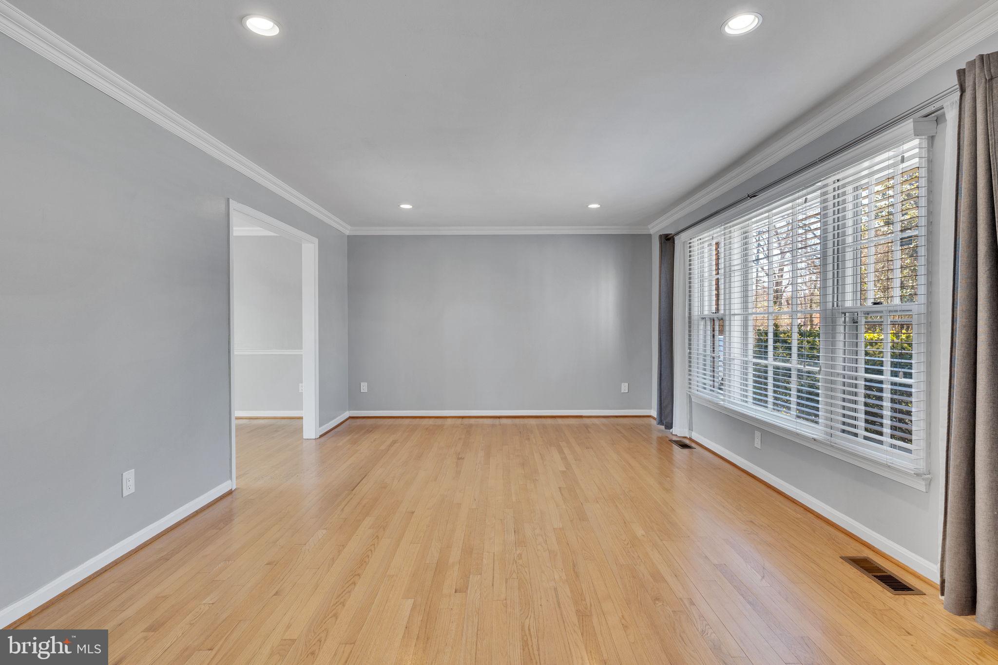 PLYMOUTH HAVEN - Residential Lease