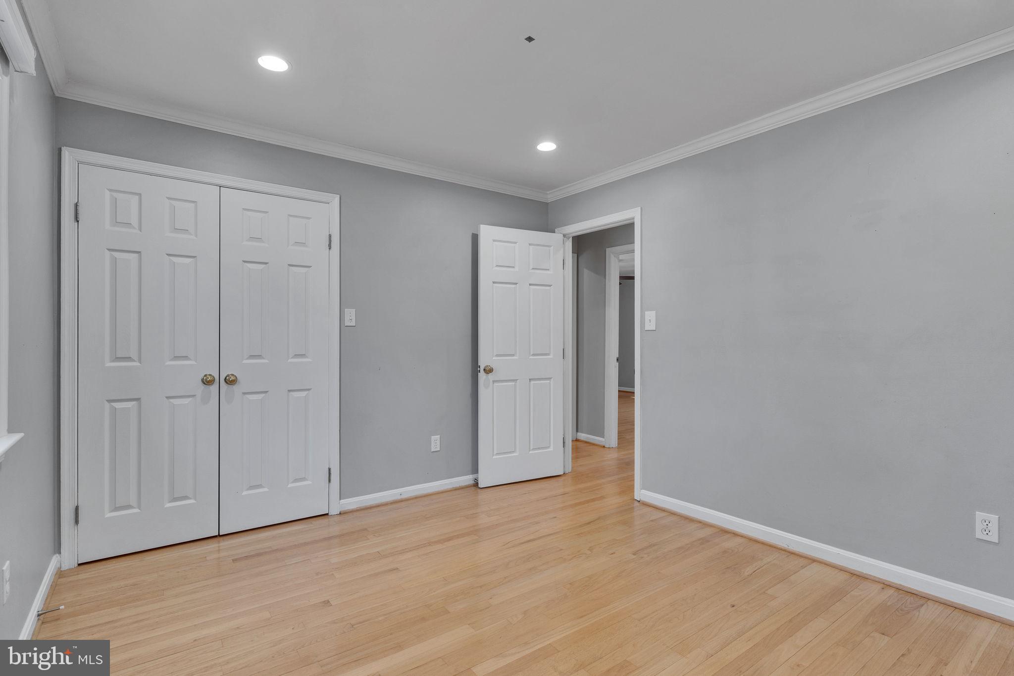 PLYMOUTH HAVEN - Residential Lease