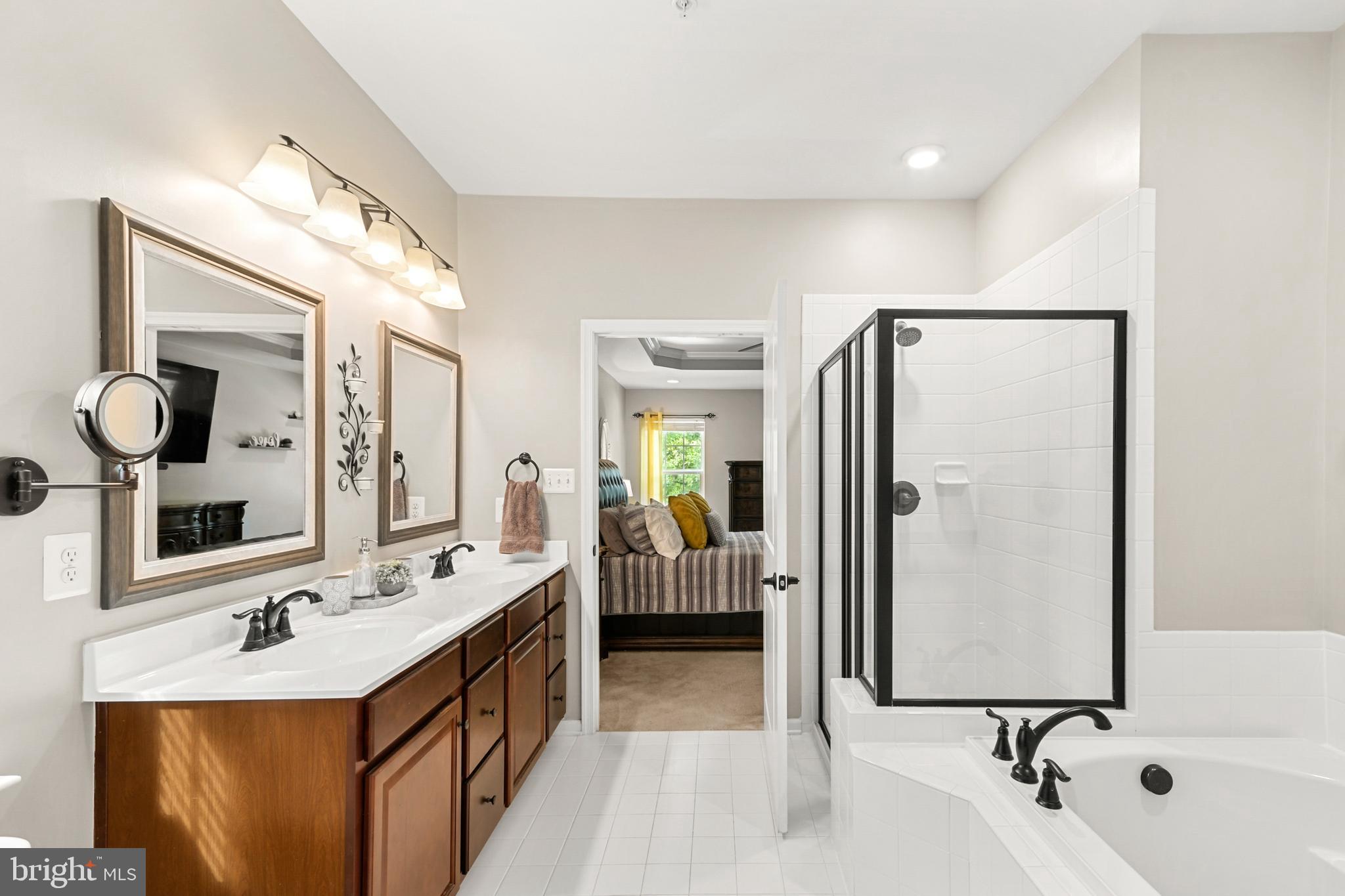 HOLLY RIDGE - Residential