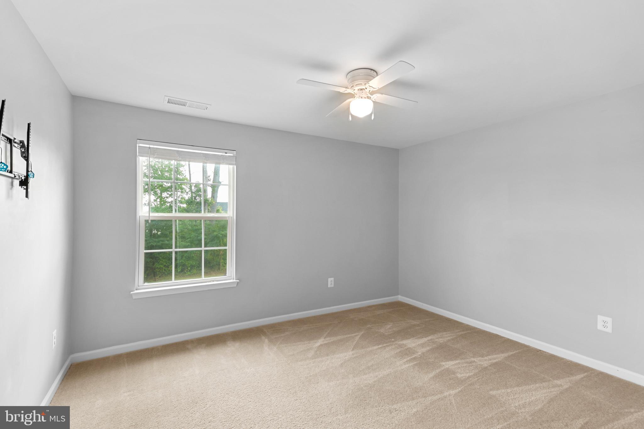 HOLLY RIDGE - Residential