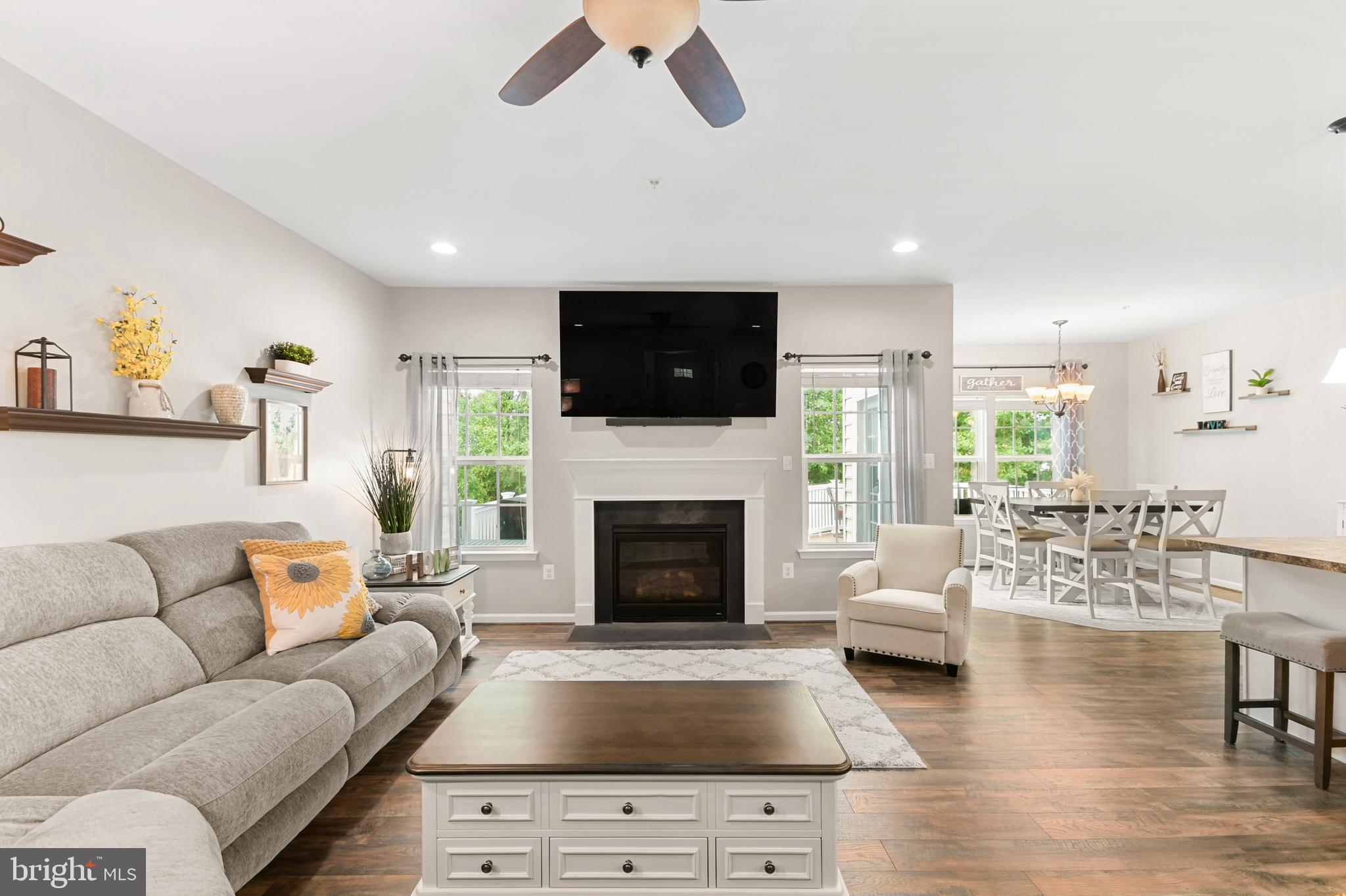 HOLLY RIDGE - Residential