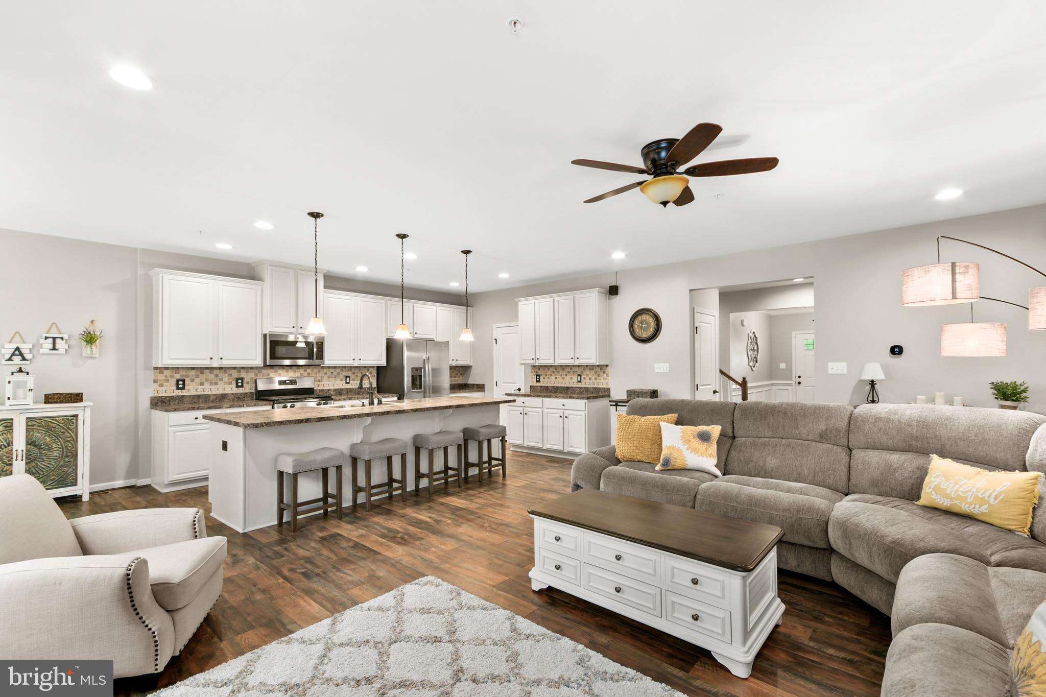 HOLLY RIDGE - Residential