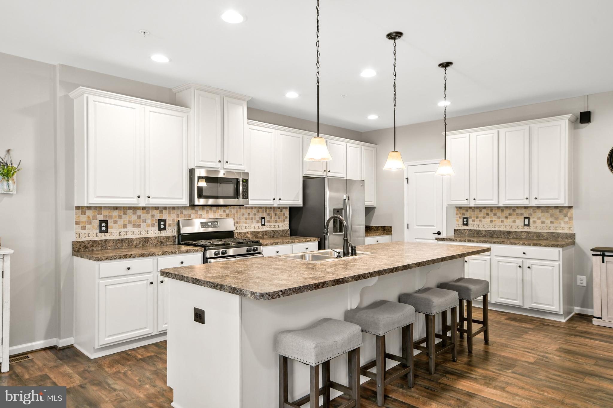 HOLLY RIDGE - Residential