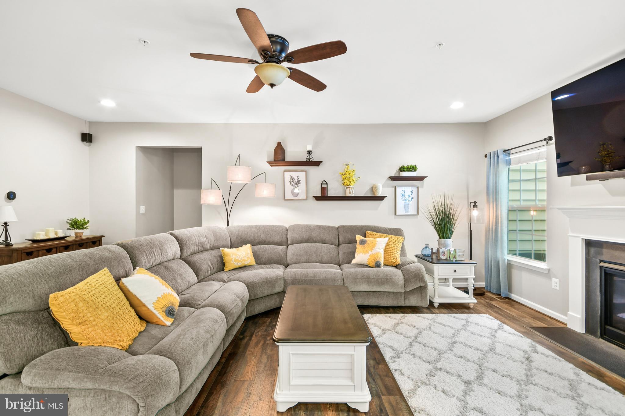 HOLLY RIDGE - Residential