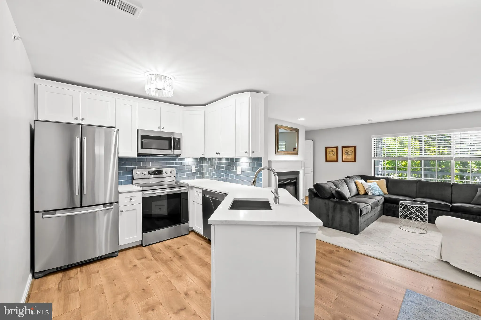 Lutherville Timonium, Maryland 21093, United States, 2 Bedrooms Bedrooms, ,2 BathroomsBathrooms,Residential,Active,19310