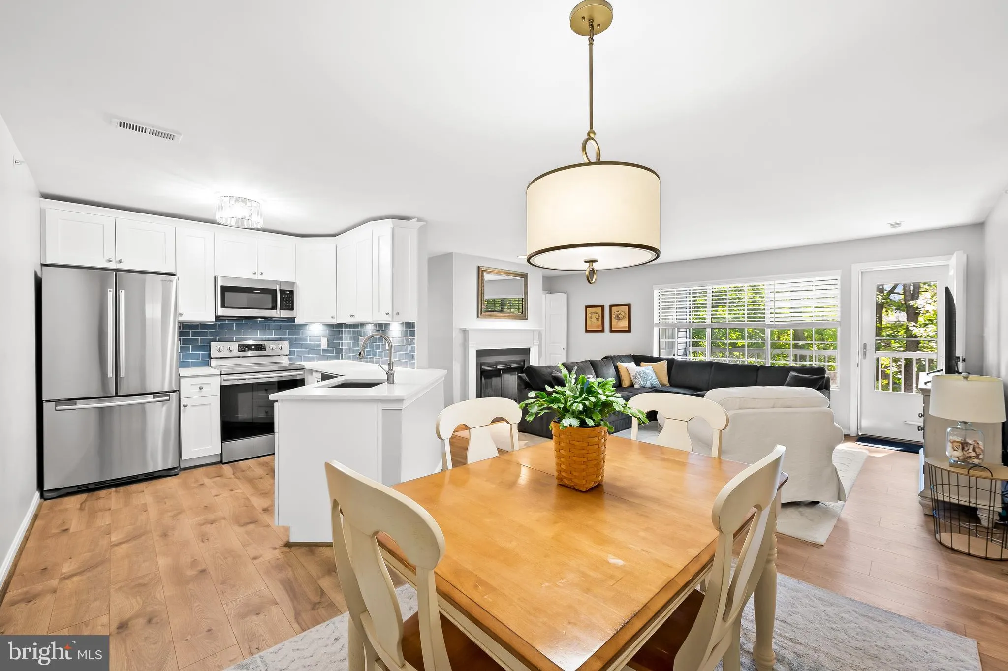 Lutherville Timonium, Maryland 21093, United States, 2 Bedrooms Bedrooms, ,2 BathroomsBathrooms,Residential,Active,19310