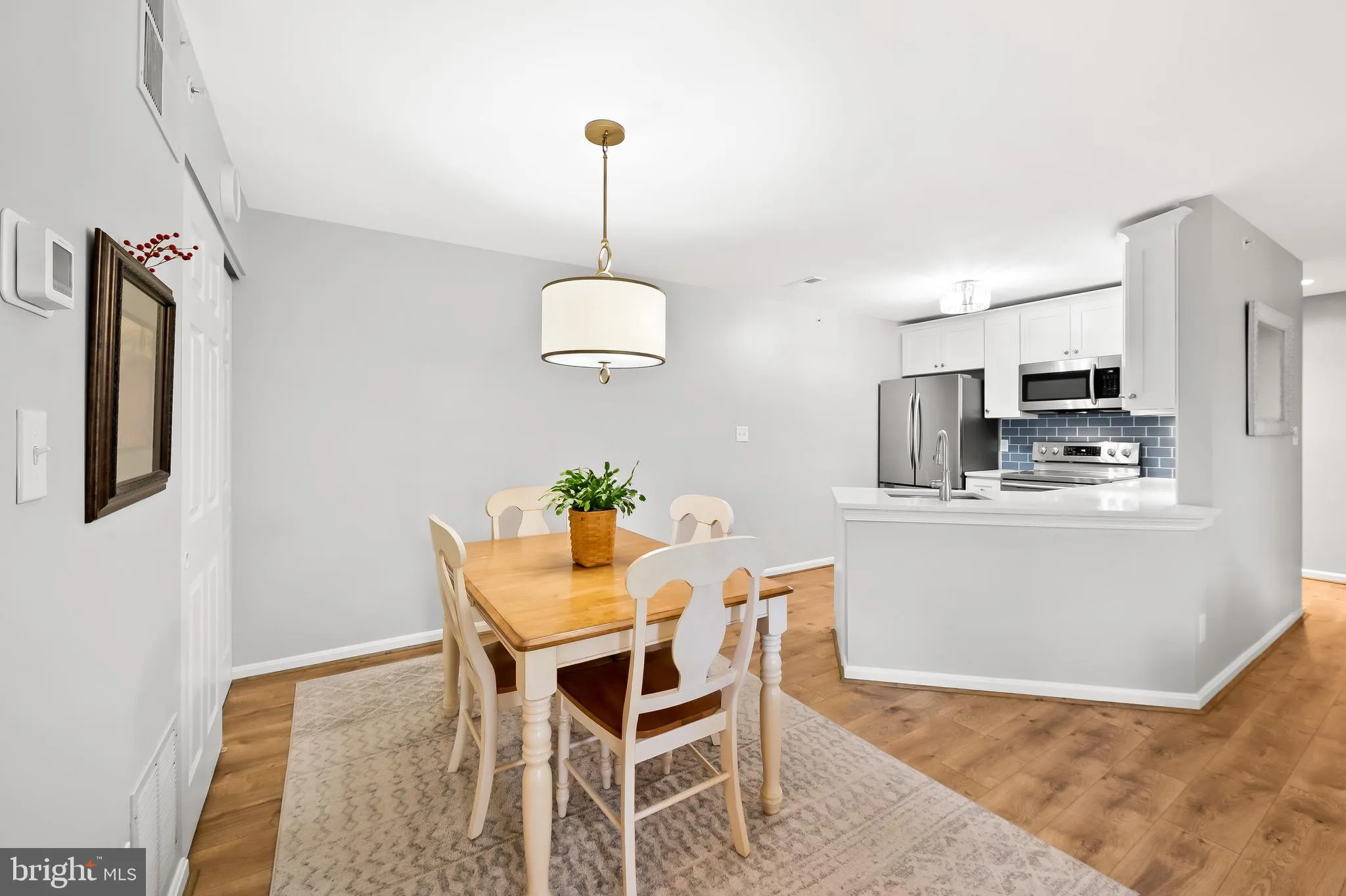 Lutherville Timonium, Maryland 21093, United States, 2 Bedrooms Bedrooms, ,2 BathroomsBathrooms,Residential,Active,19310