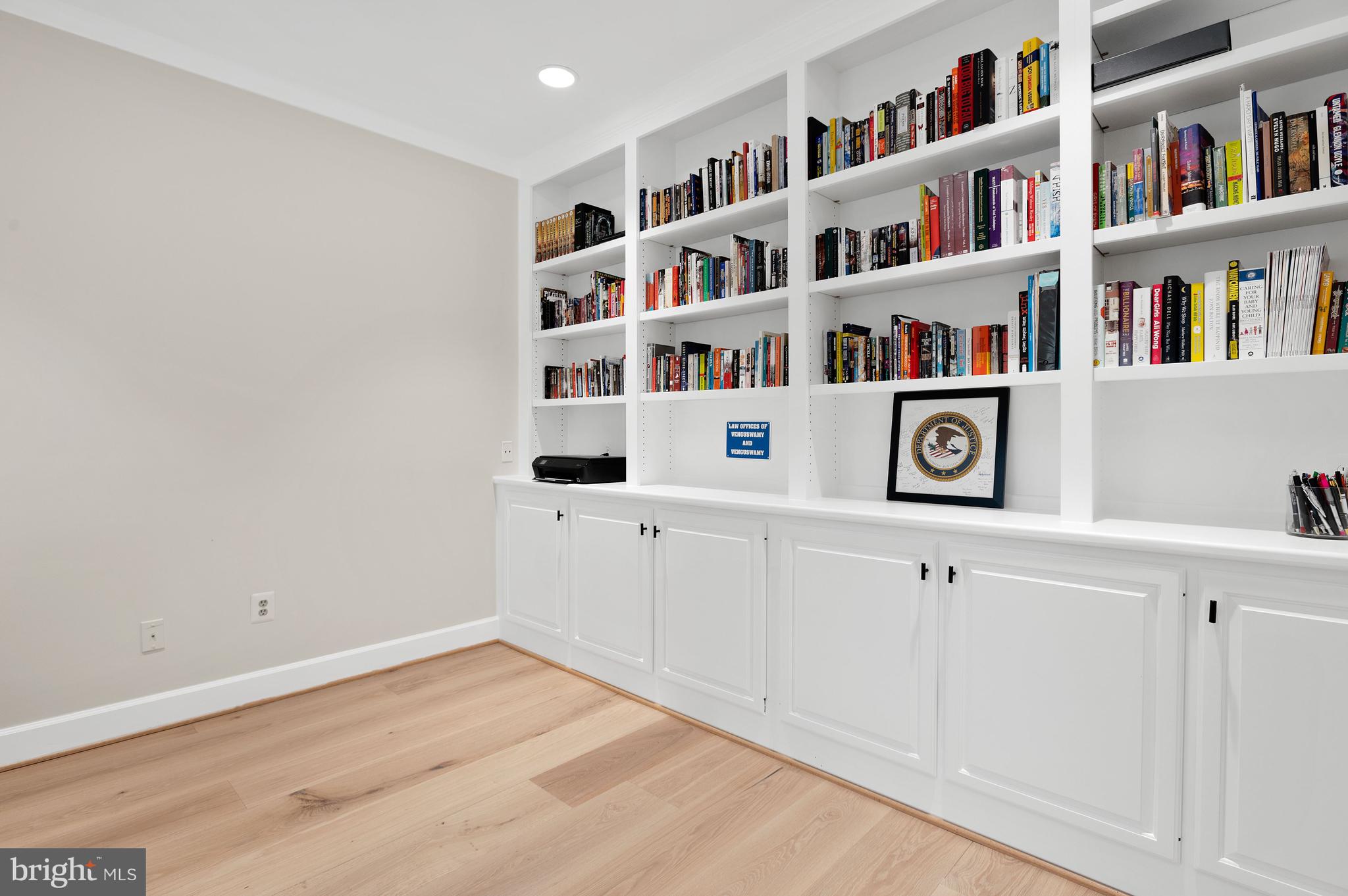 AVENEL - Residential