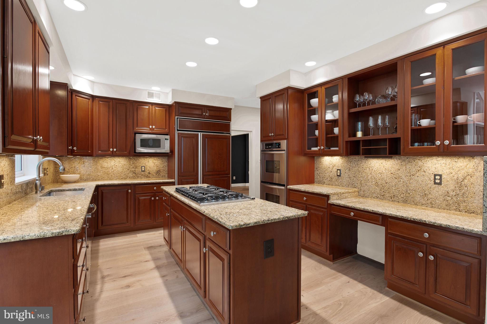 AVENEL - Residential